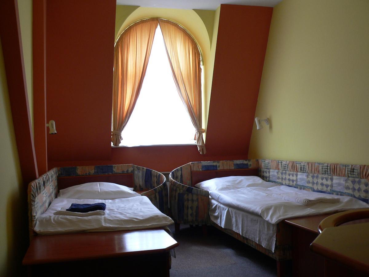Hotel Armales Stakcin Chambre photo