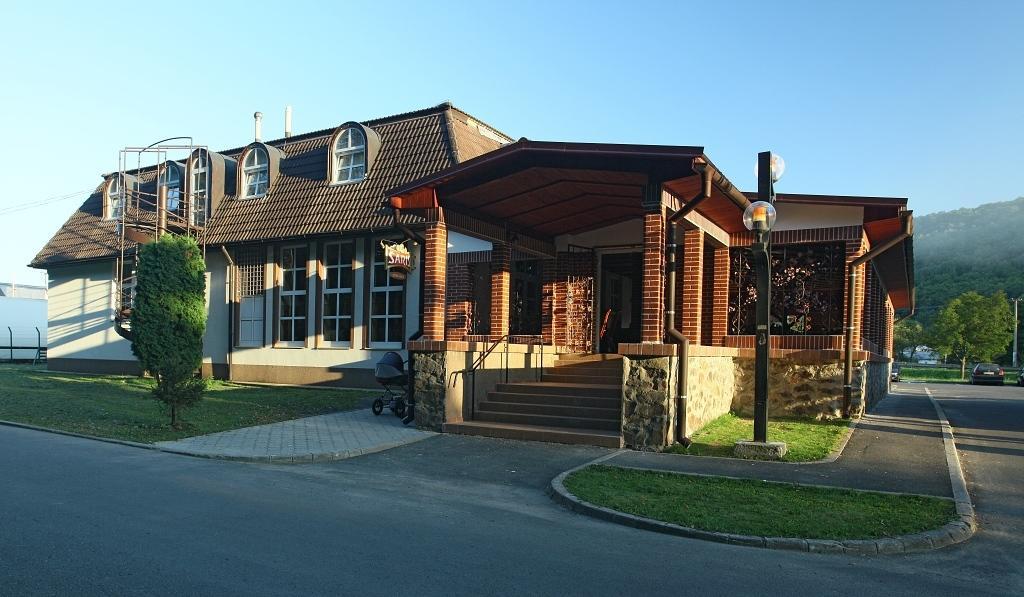 Hotel Armales Stakcin Extérieur photo